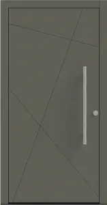 700